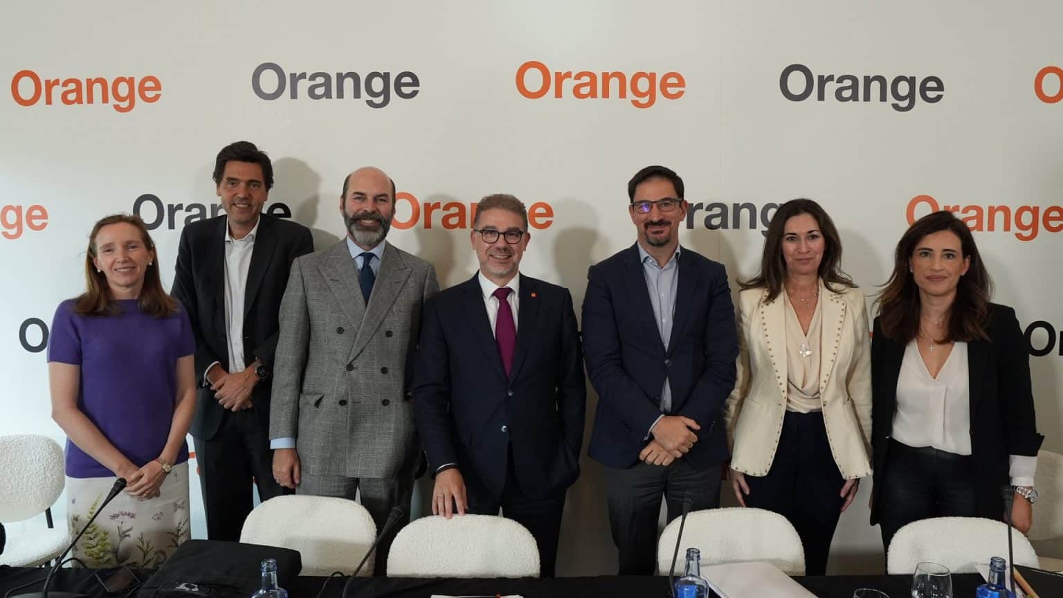 Orange España factura 3.500 millones y crece un 1,6% respecto a 2022