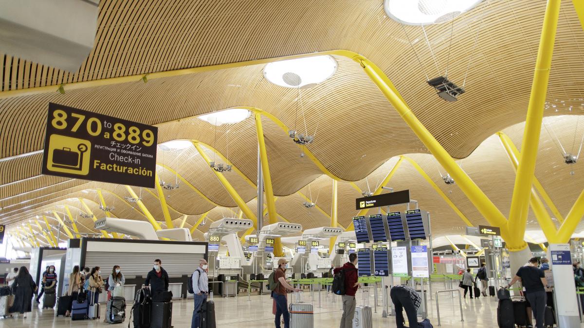 Las aerolíneas programan 126,6 millones de asientos, el 15,1% más, en los aeropuertos de Aena para invierno